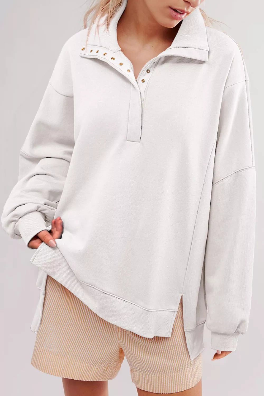 uttoned Collared Raw Detail High Low Baggy Sweatshirt with Slits