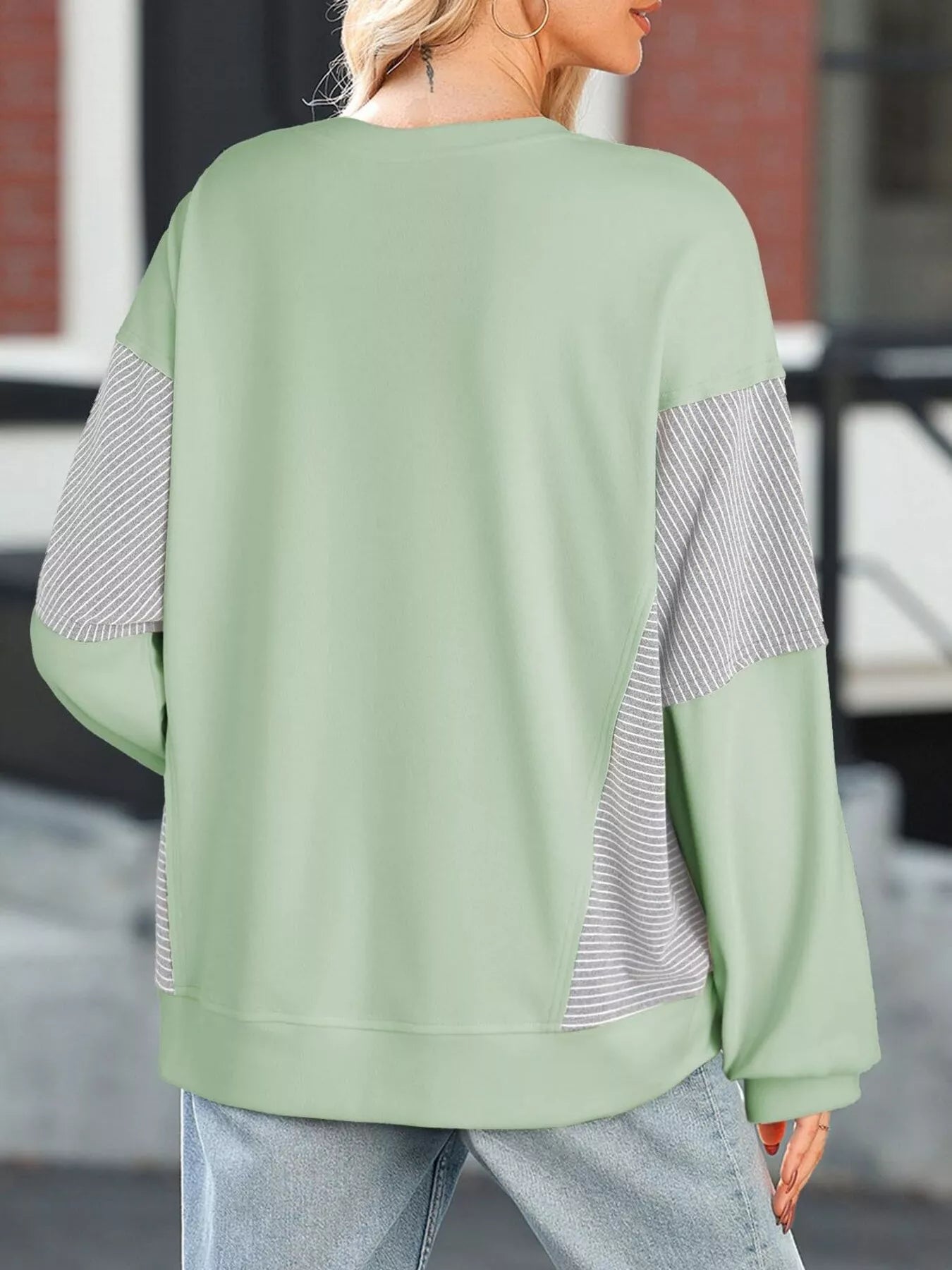 Striped Round Neck Long Sleeve Sweatshirt
