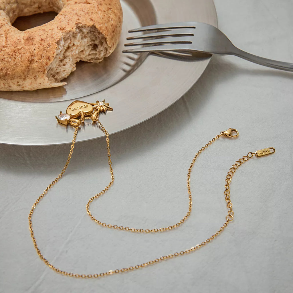 18K Gold-Plated 'Mom' Heart Necklace