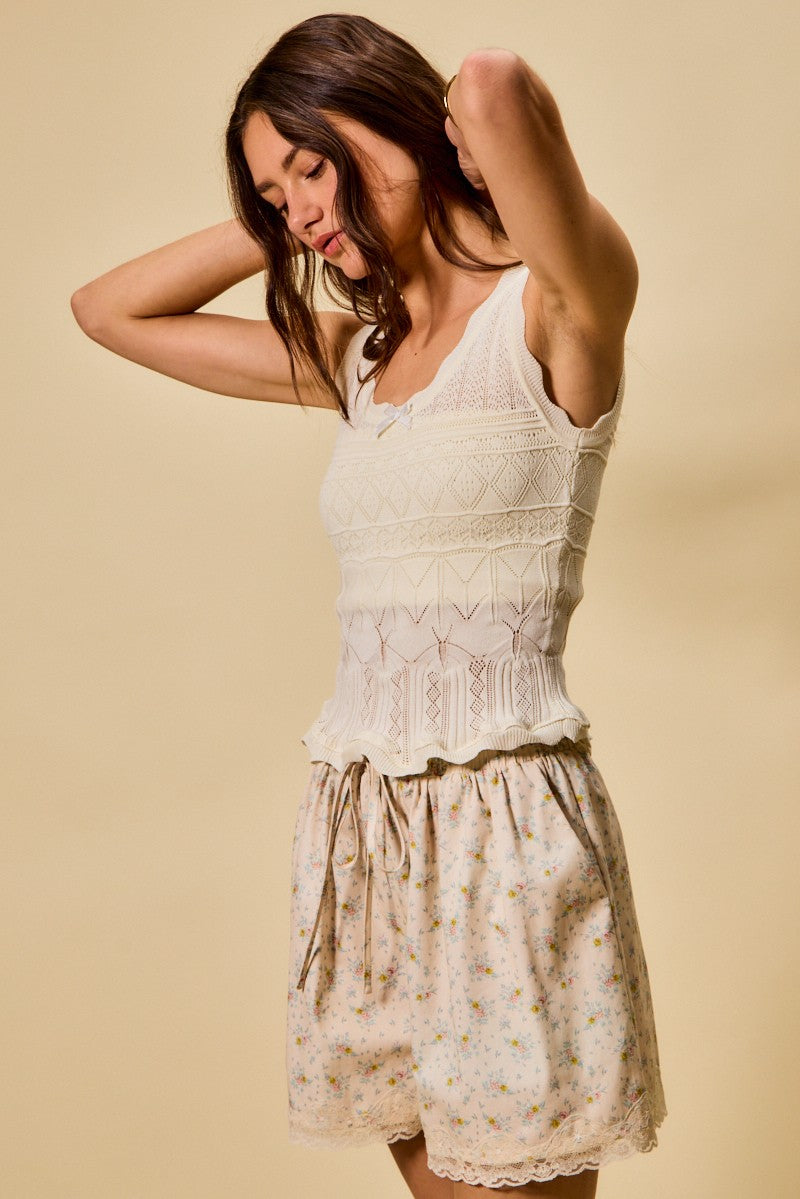 SO ME Scallop Ribbed Sleeveless Knit Top