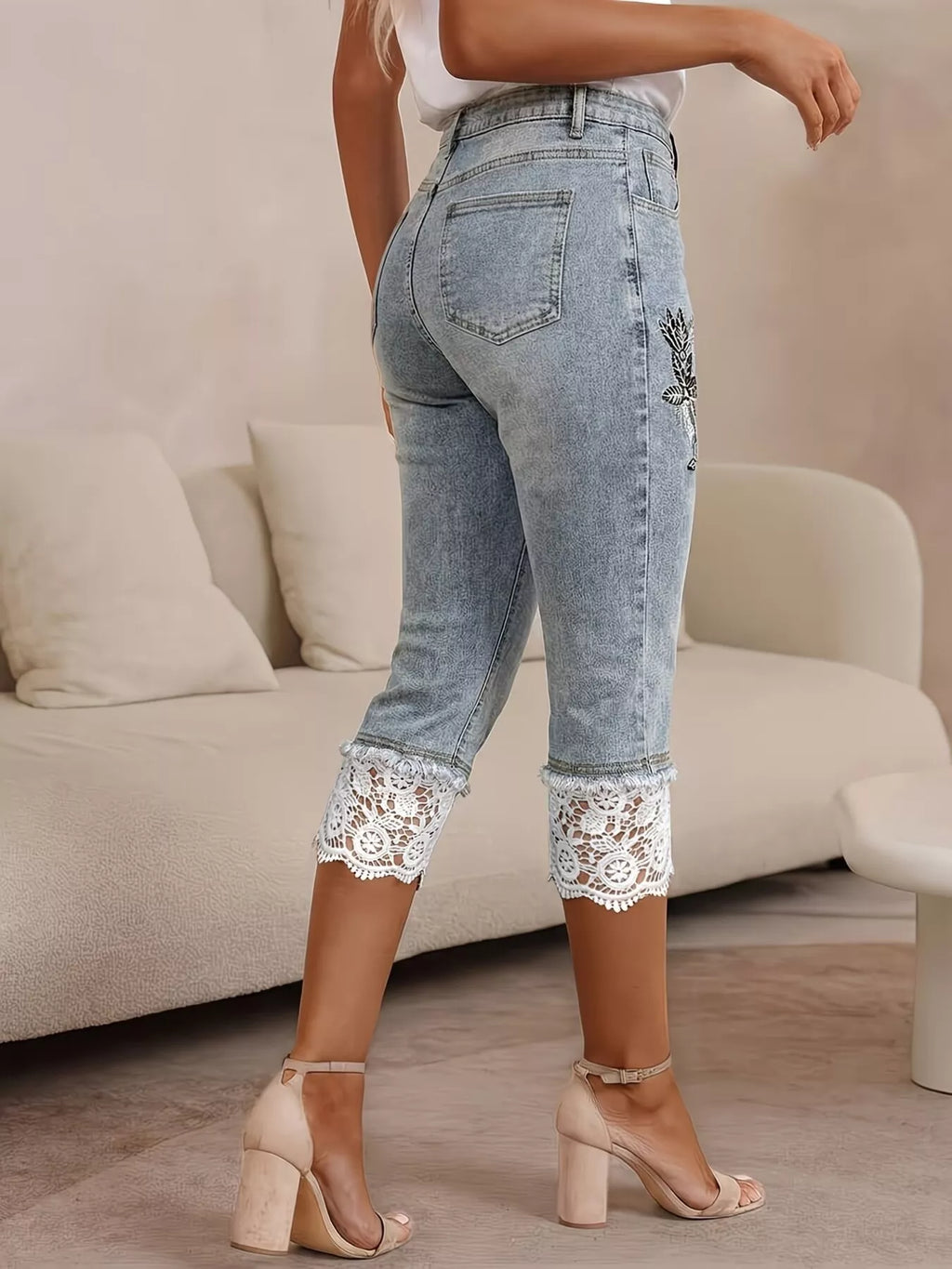 Lace Trimmed Capri Jeans