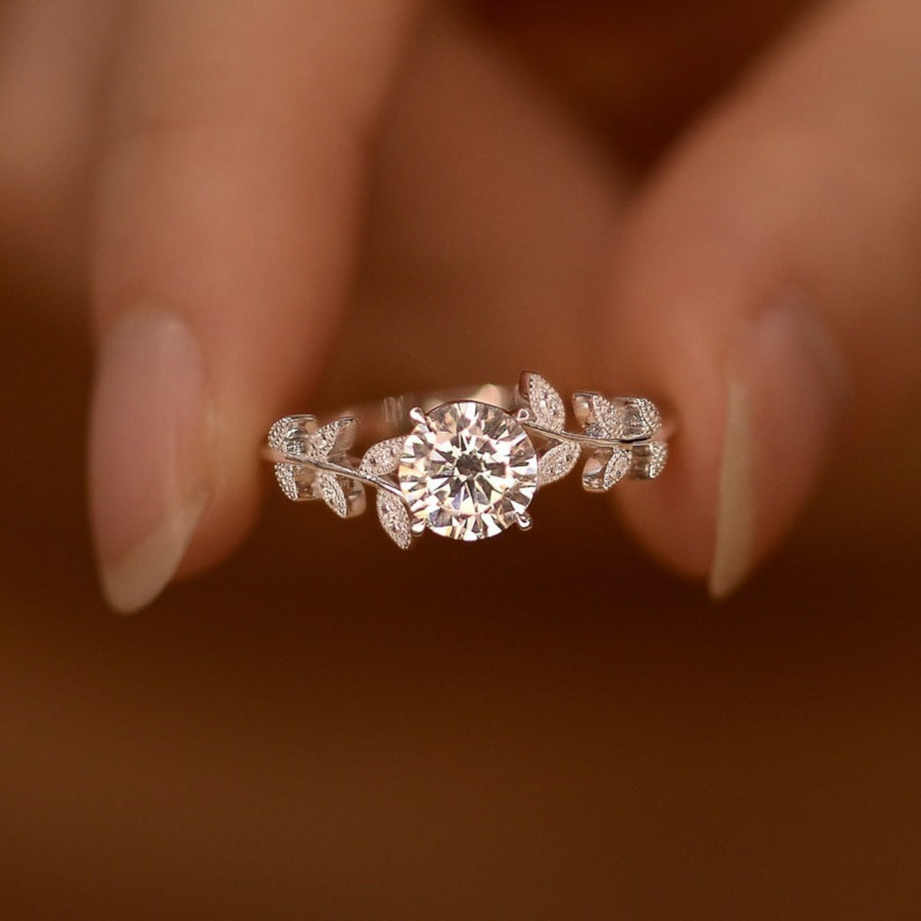 1 Carat Moissanite 925 Sterling Silver Leaf Ring