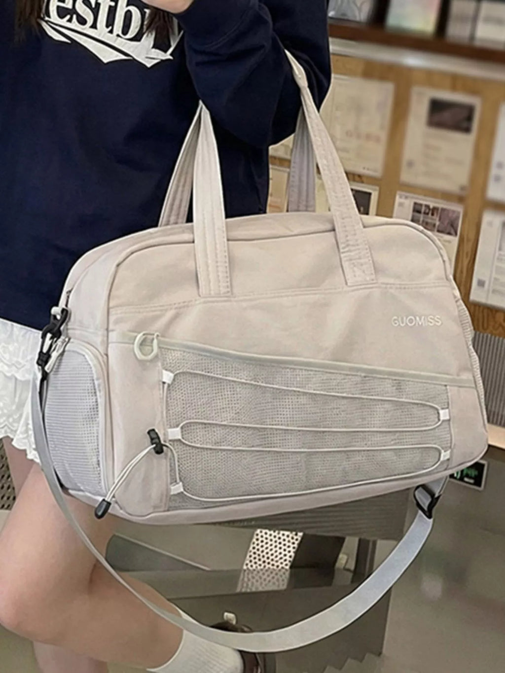 Lightweight Nylon Travel Bag