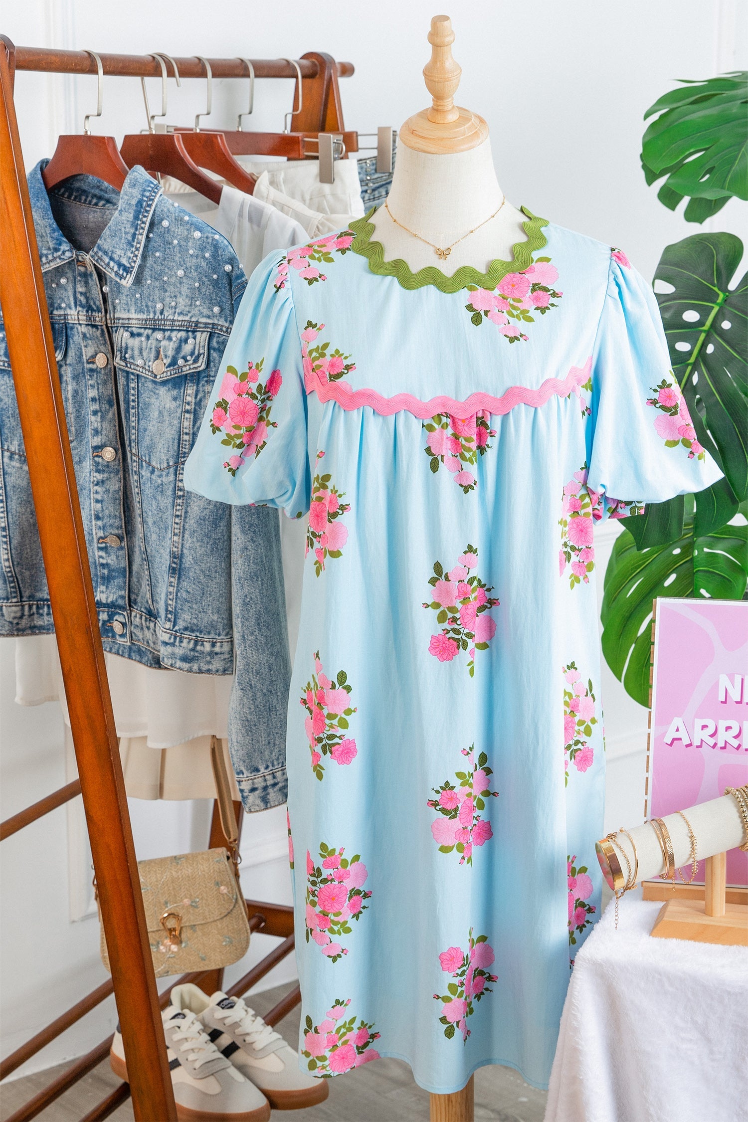 Floral Contrast Ricrac Trim Bubble Sleeve Dress