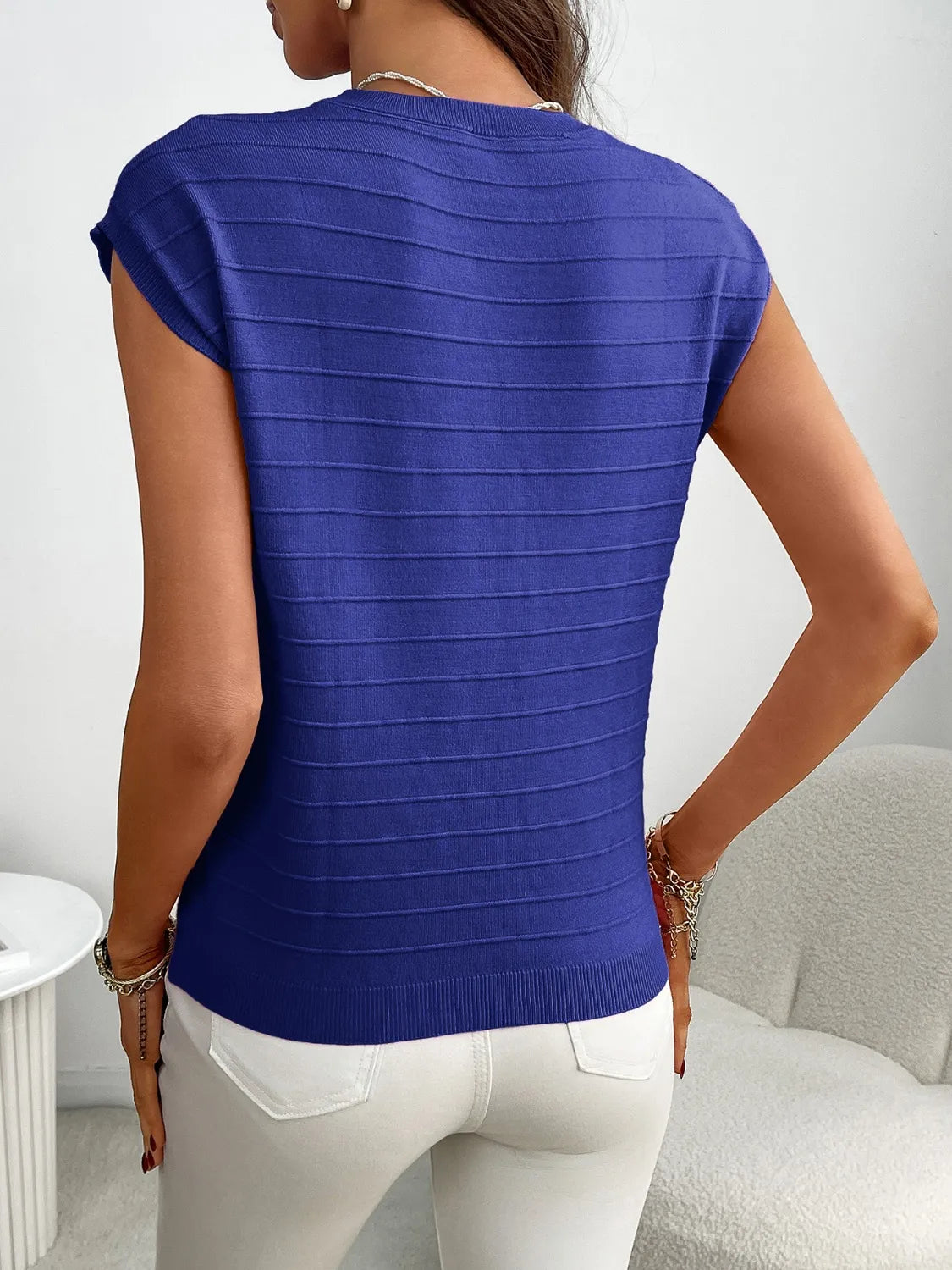 Round Neck Cap Sleeve Knit Top