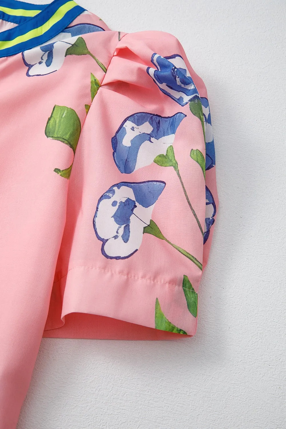 Printed Notched Puff Sleeve Blouse
