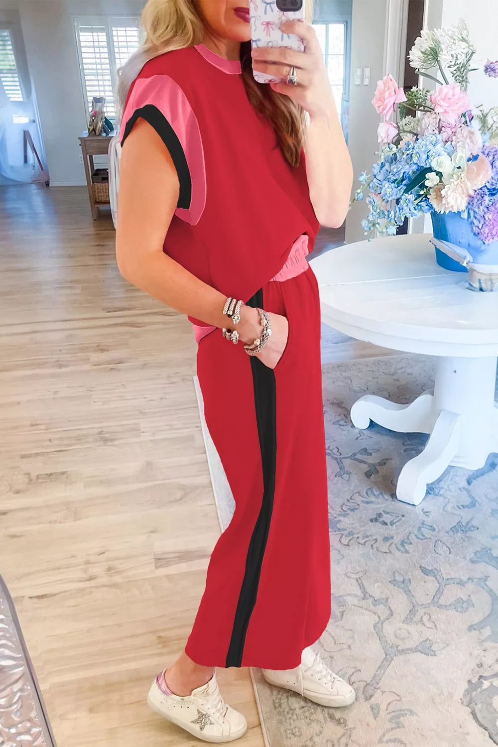 Color Block Detail Tee and Pants Two-piece Set