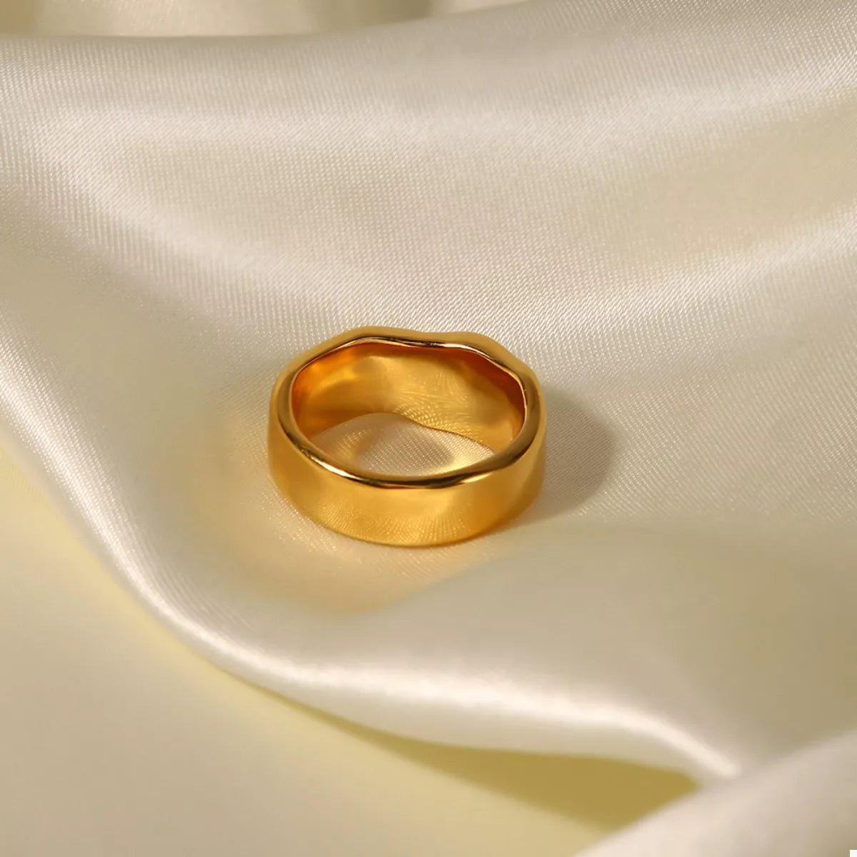 18K Gold-Plated Pearl Ring
