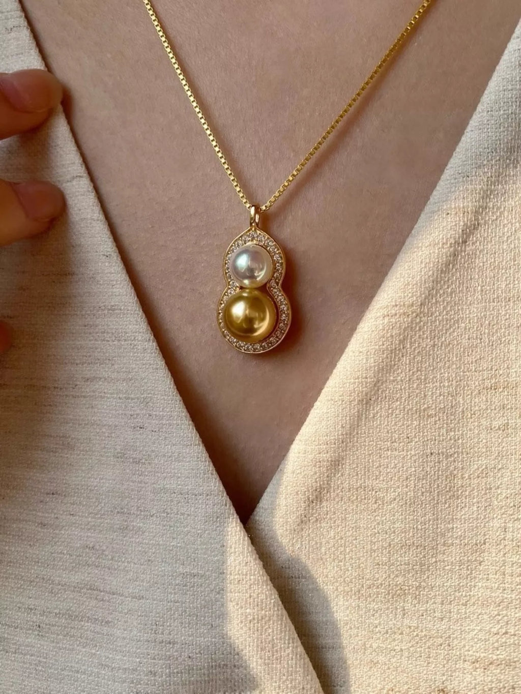 Gourd Pendant Necklace