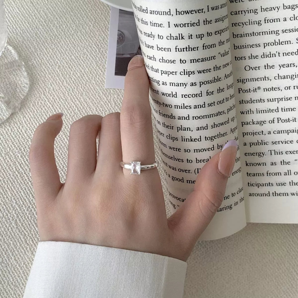 925 Sterling Silver Zircon Geometric Ring