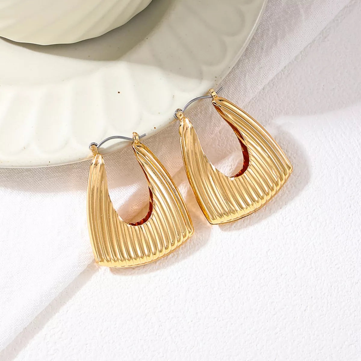 18K Gold-Plated Alloy Ribbed Triangular Hoop Earrings