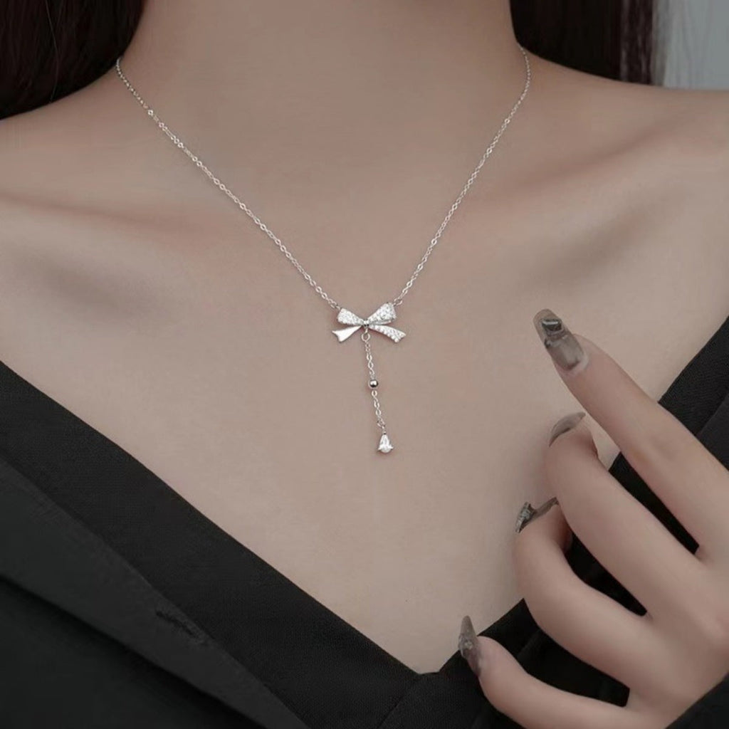 925 Sterling Silver Bow Pendant Necklace