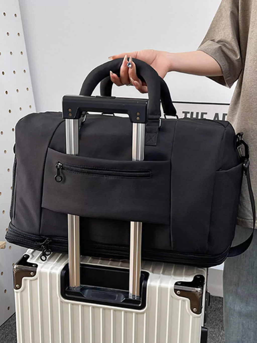 Expandable Rolling Duffel Bag