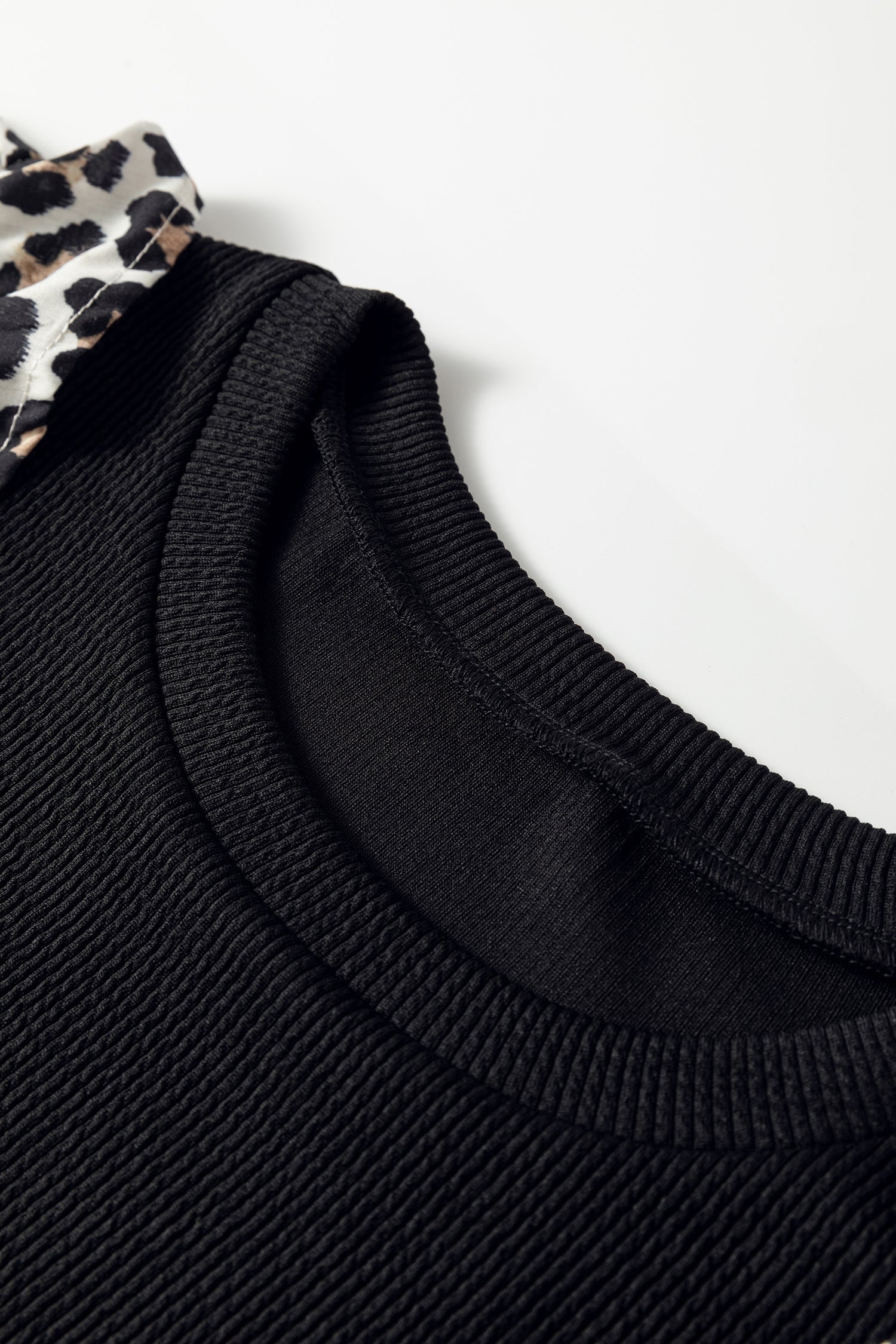 Leopard Contrast Ruffle Short Sleeve Ribbed Top