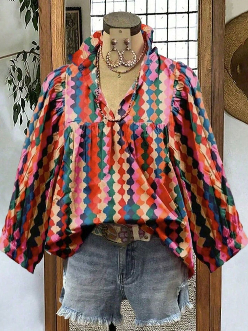 Retro Print Long Sleeve Blouse