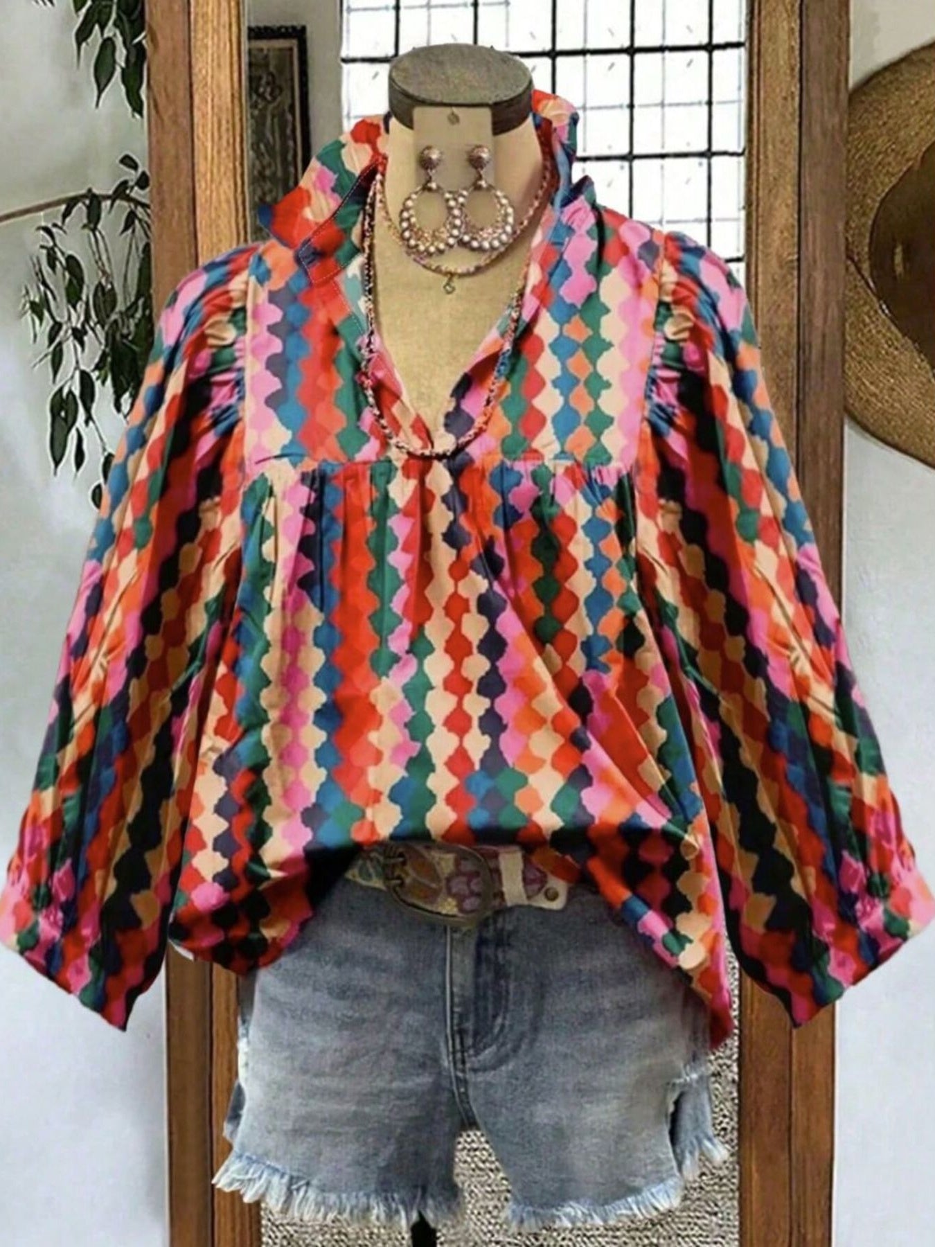 Retro Print Long Sleeve Blouse