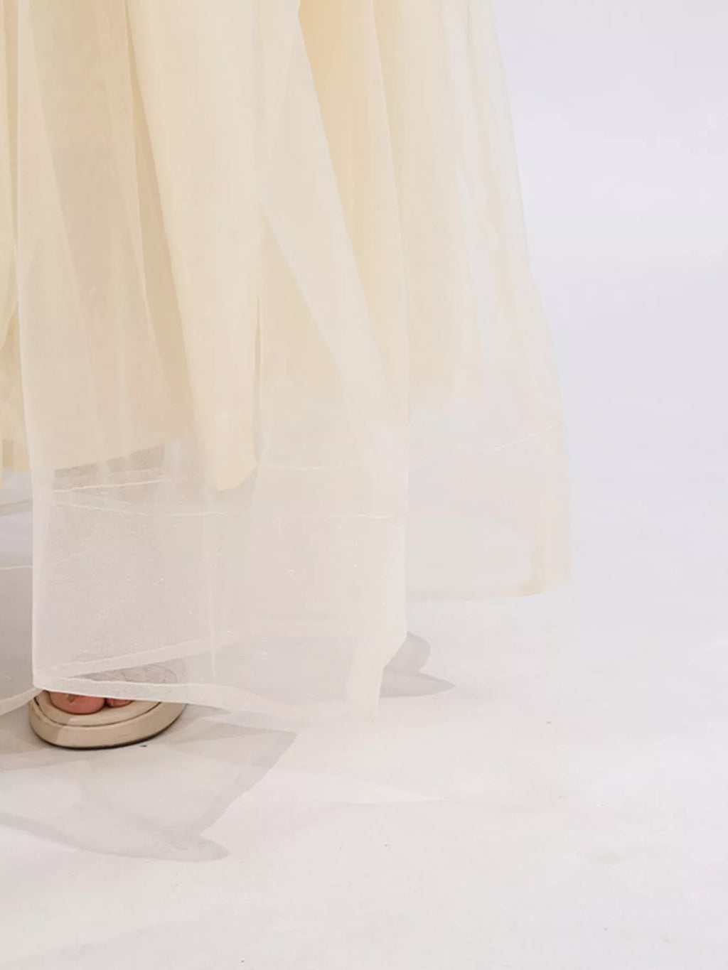 Contrast Flower Sleeveless Tulle Maxi Dress