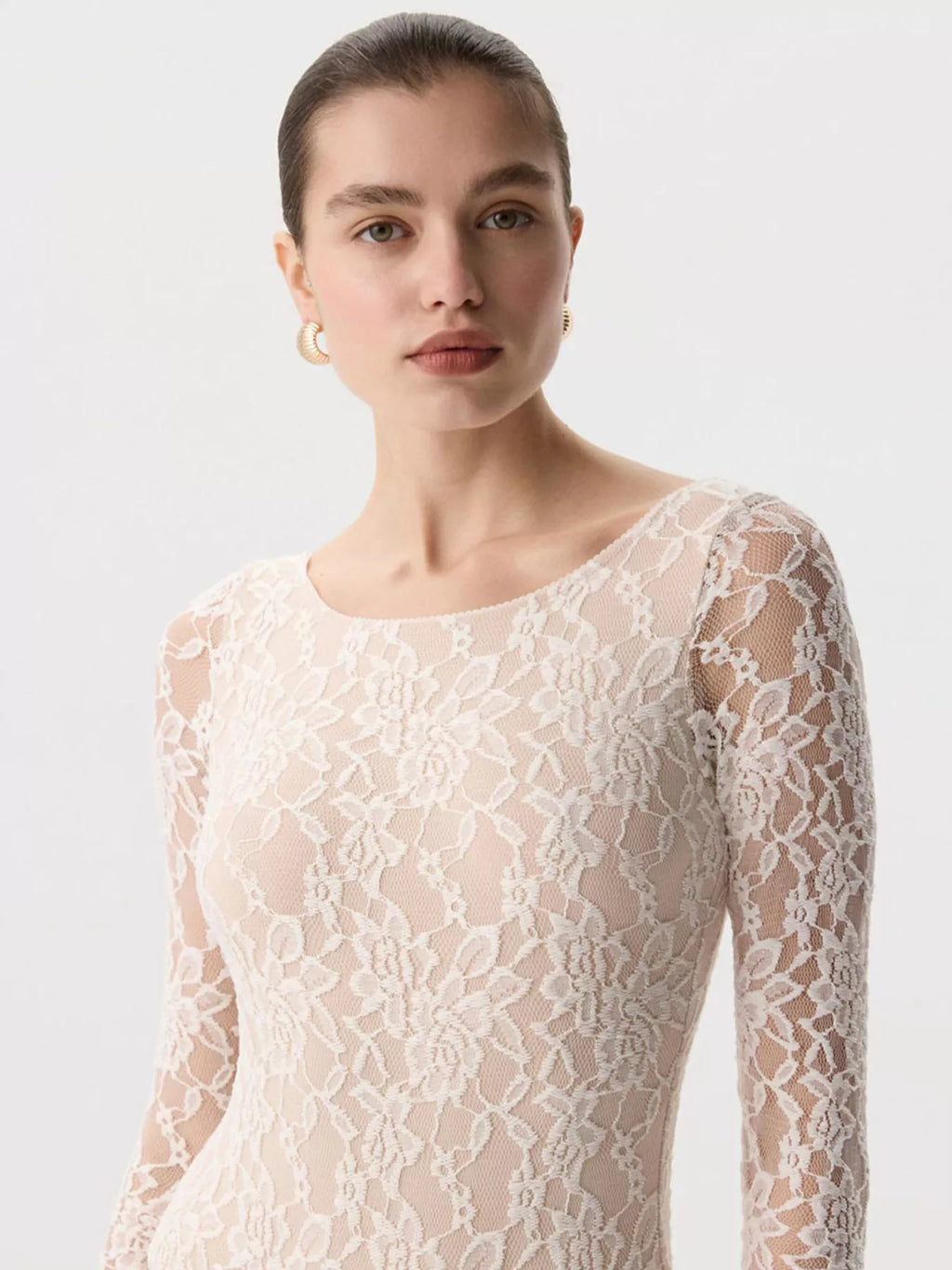 Lace Round Neck Long Sleeve Top