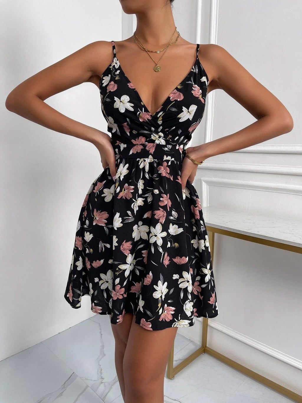 Floral Print V-Neck Spaghetti Strap Mini Dress