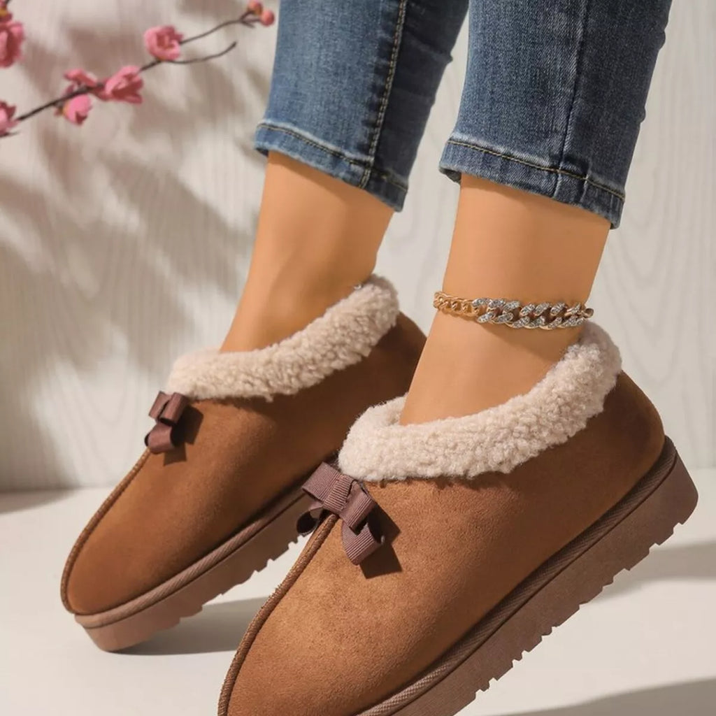 Cozy Bowknot Plush Lined Slip-Ons