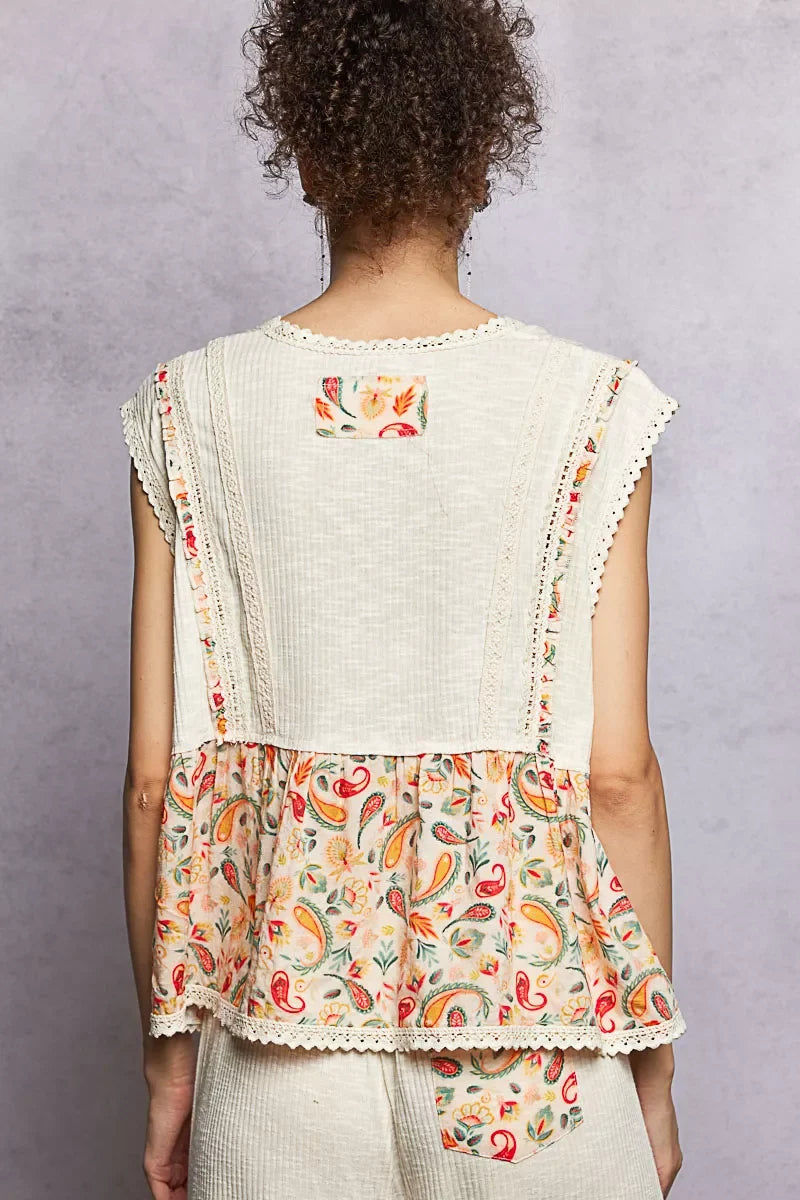 POL Lace Detail Floral Cropped Ruffled Top