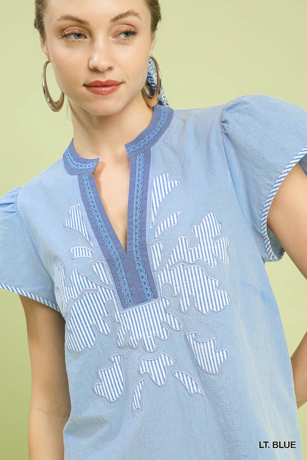 Umgee Abstract Applique Split Neck Top