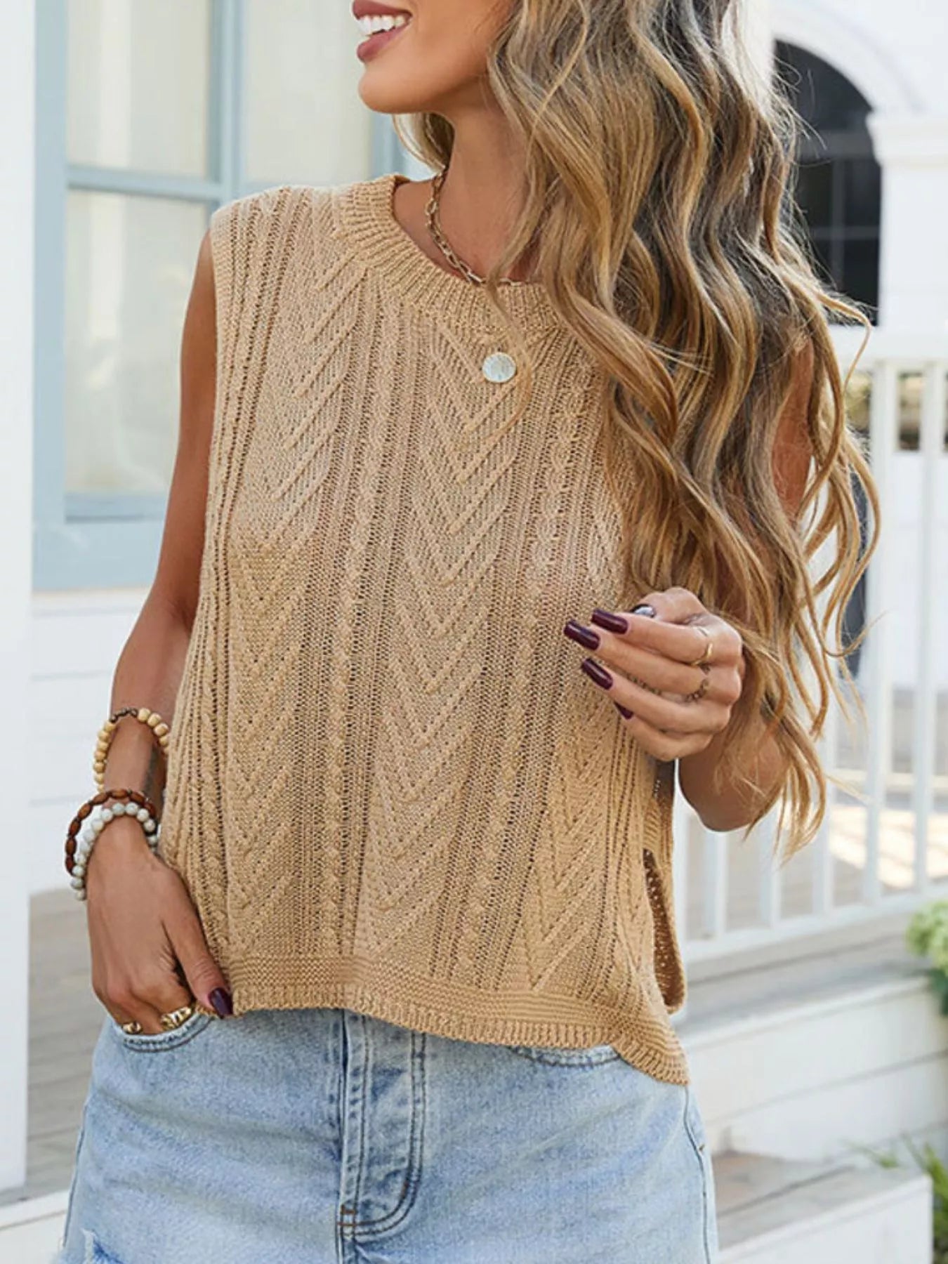 Cable Knit Round Neck Sweater Vest