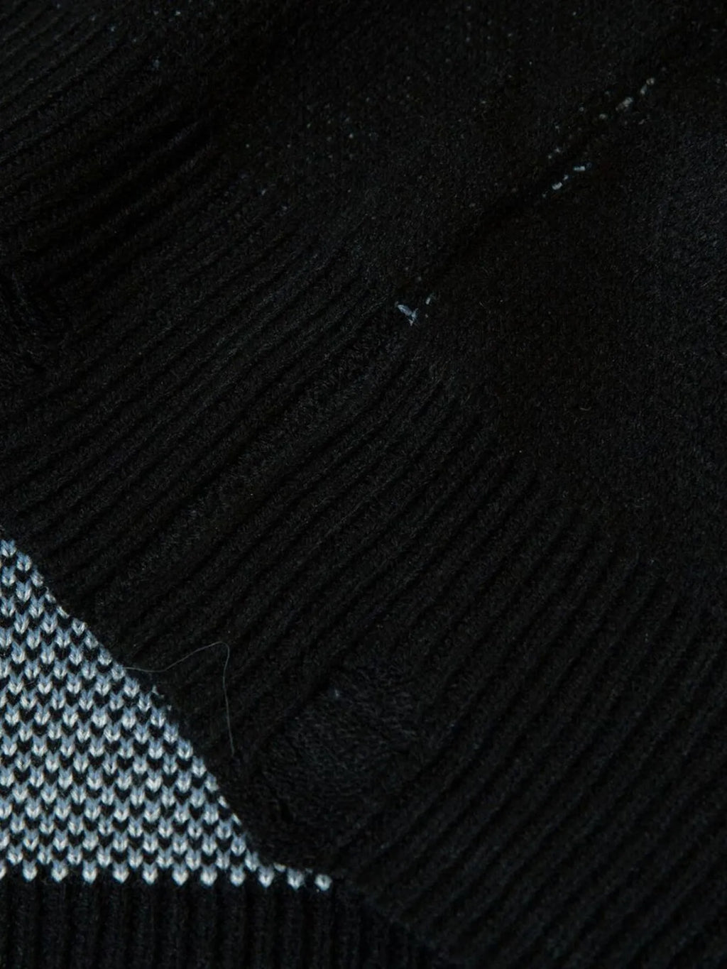 Men's Cross Round Neck Sweater