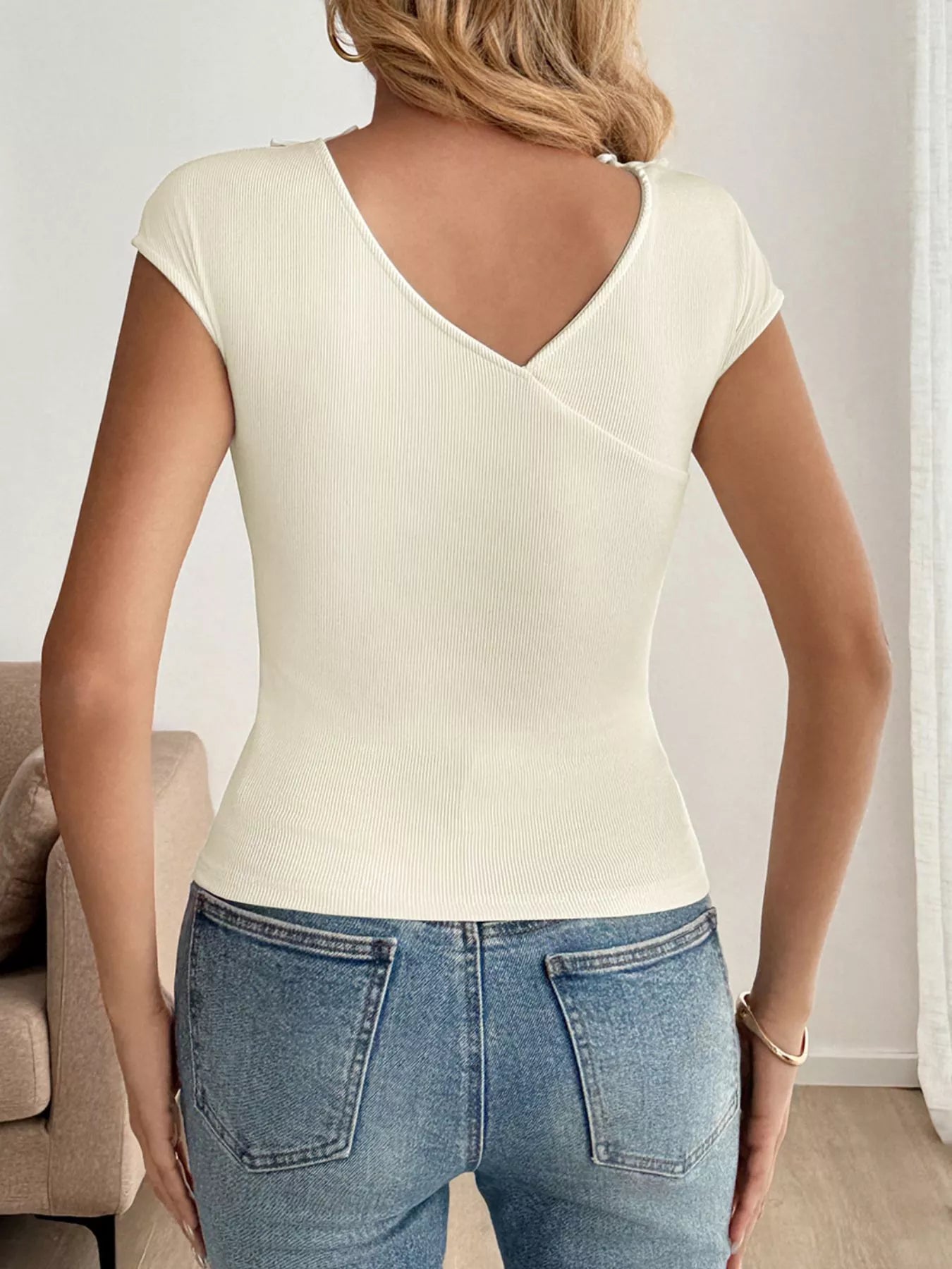 Ribbed Knit Bow Decor V-Neck T-Shirt