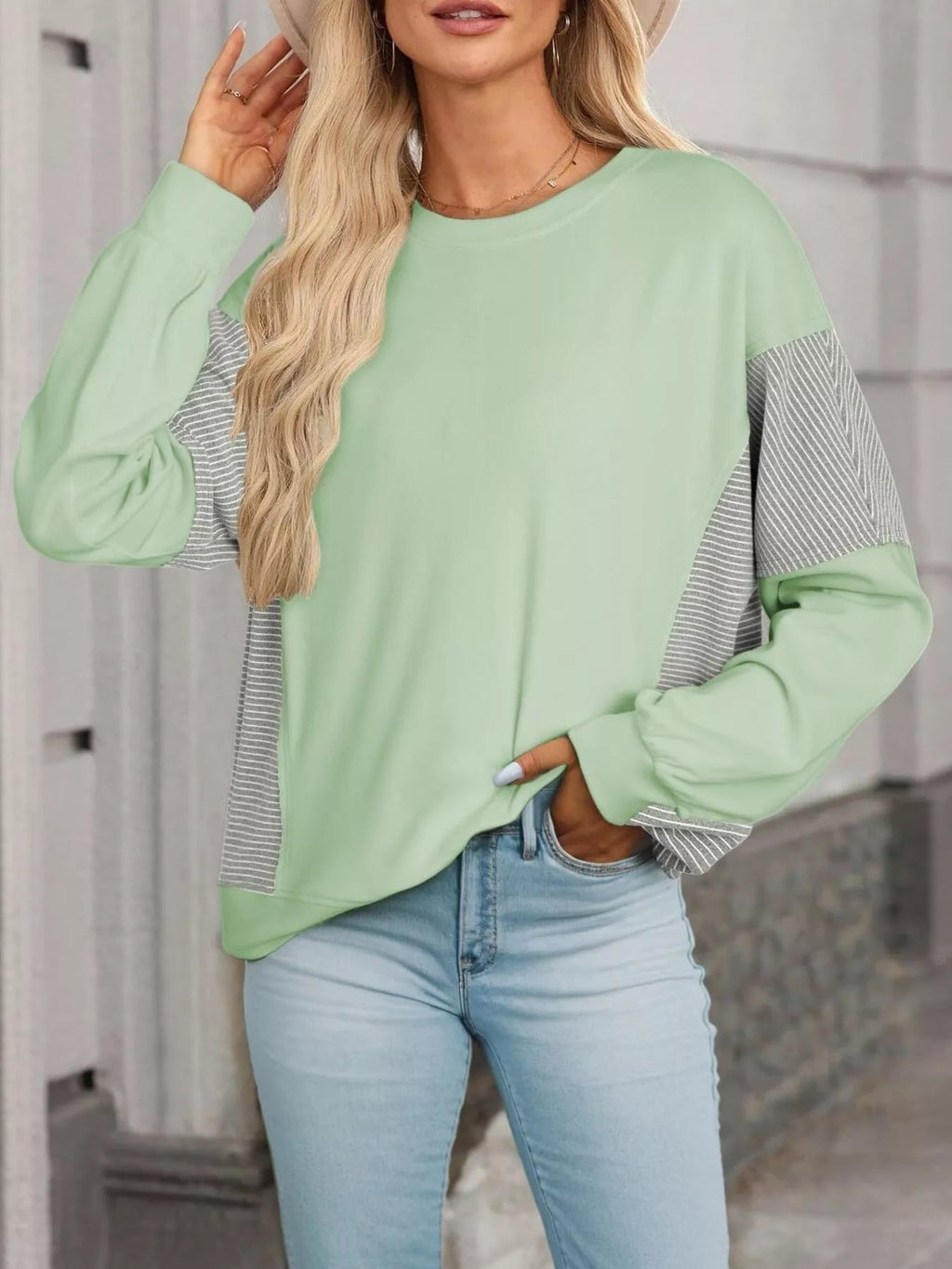 Striped Round Neck Long Sleeve Sweatshirt