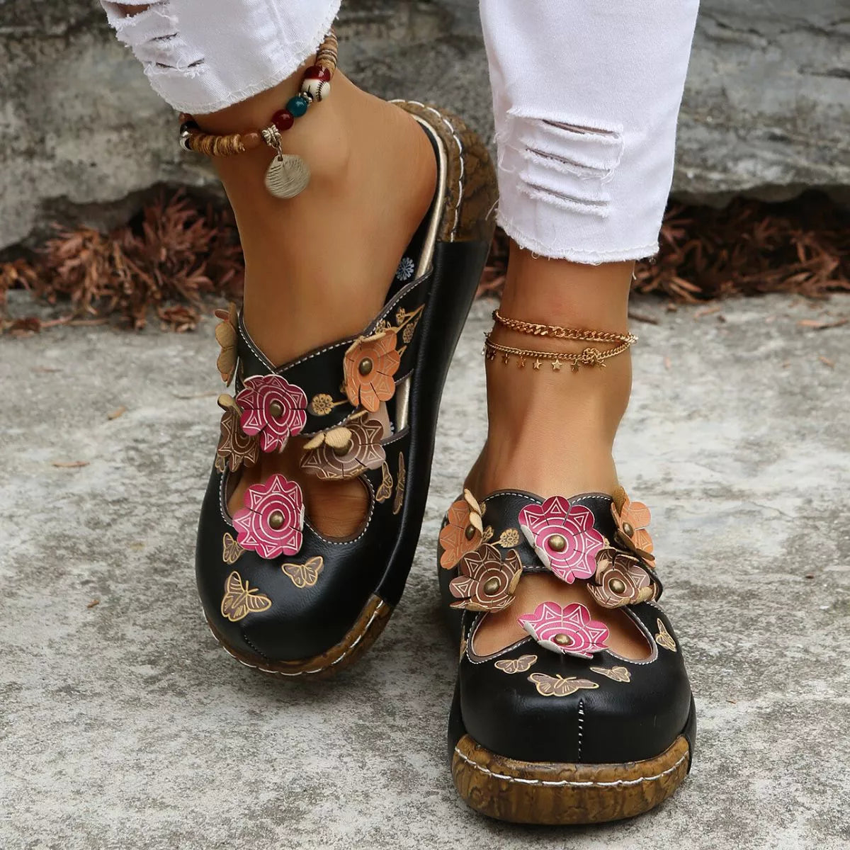 Round Toe Platform Sandals