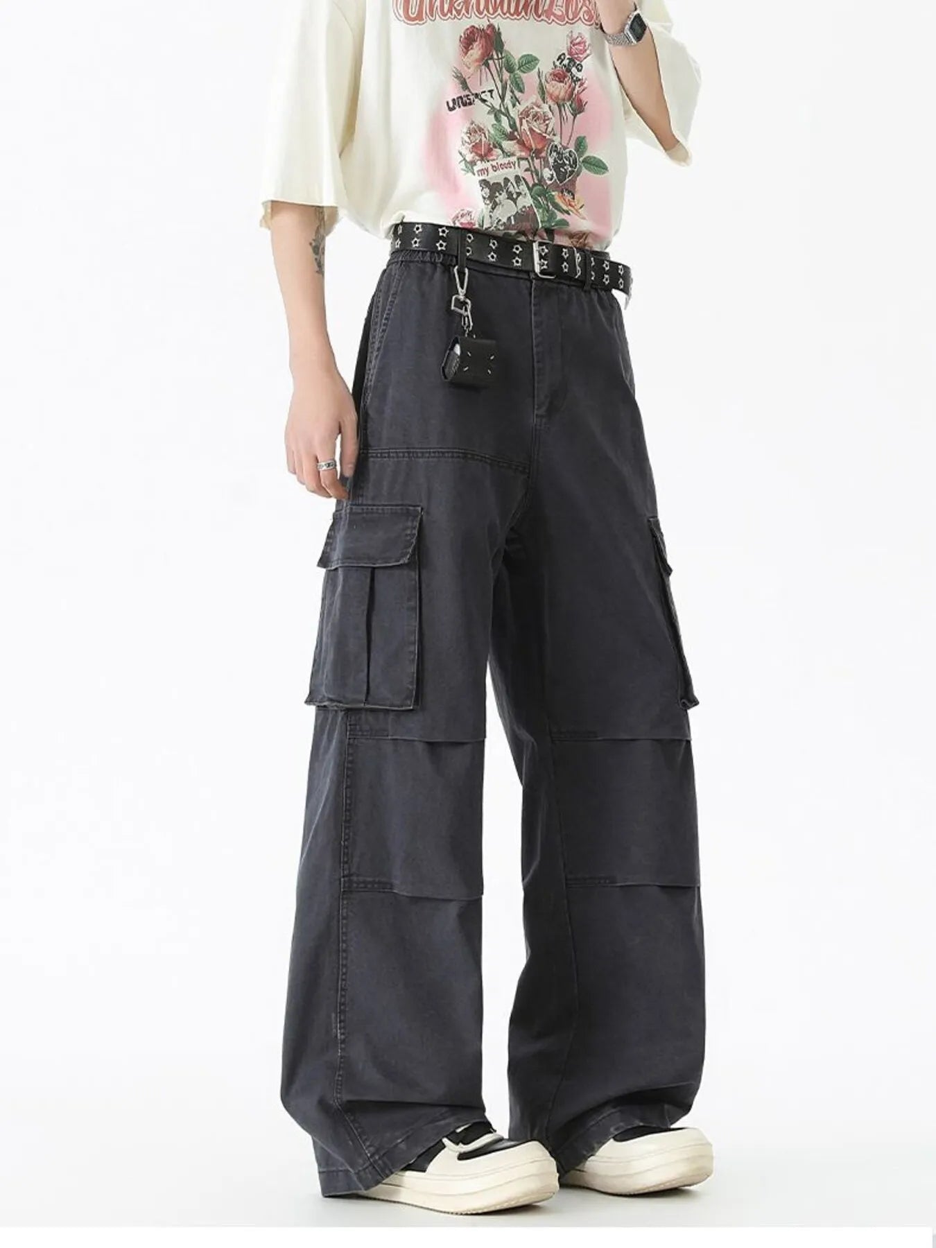 Men's Wide Leg Cargo Pants