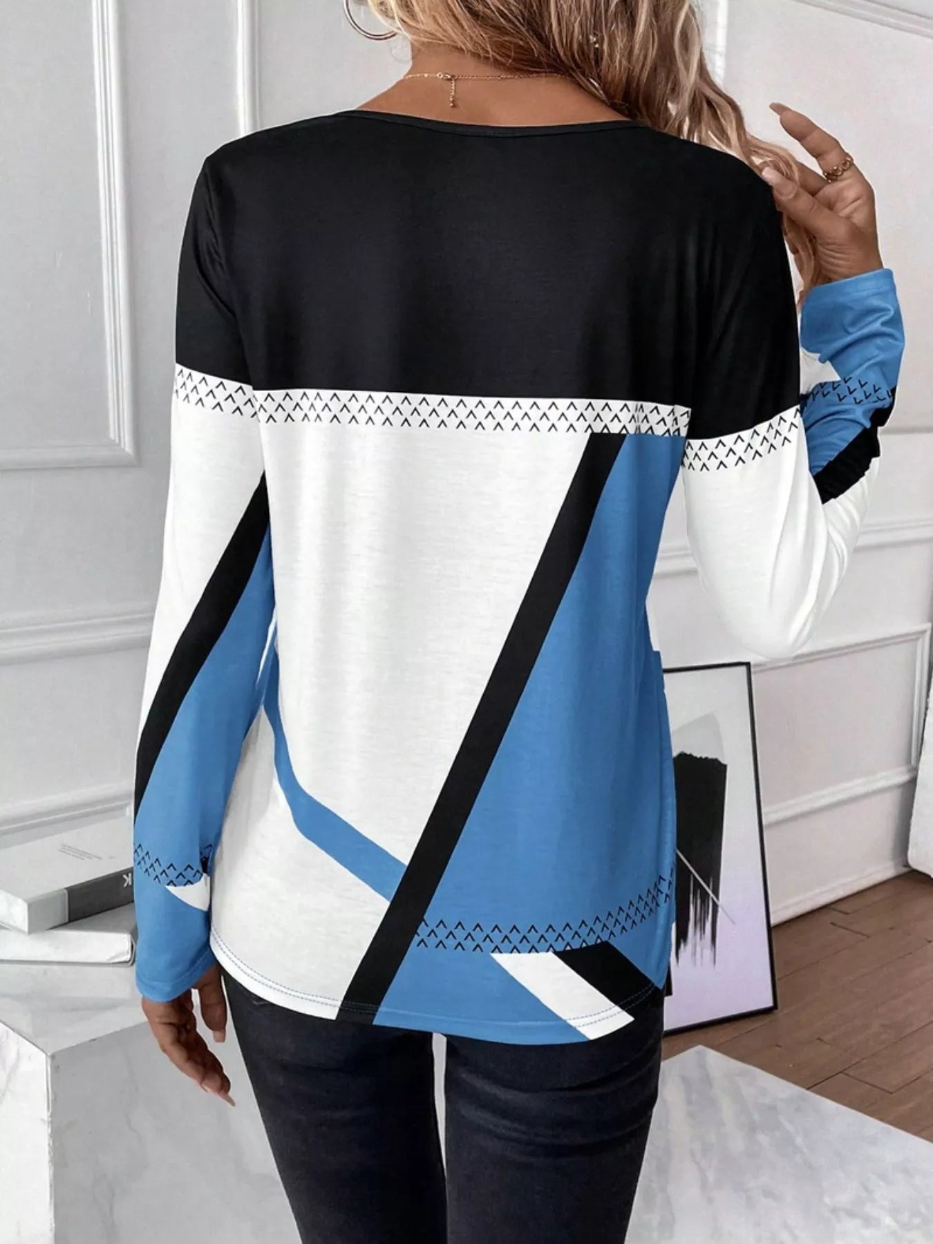 Color Block Long Sleeve T-Shirt