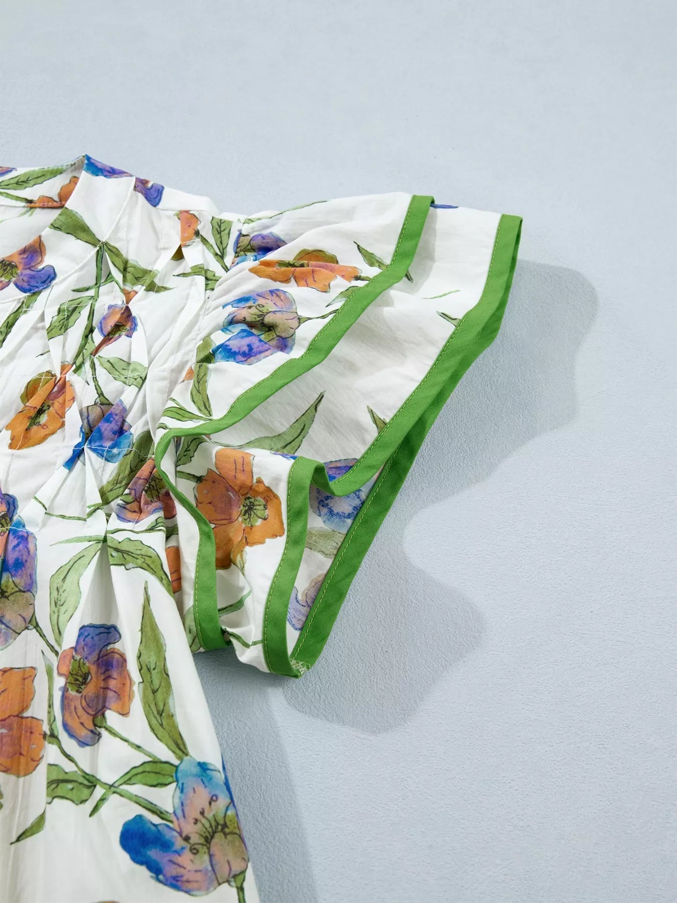 Floral Print Ruffle V-Neck Pressed Pleats Binding Tape Cotton Blouse