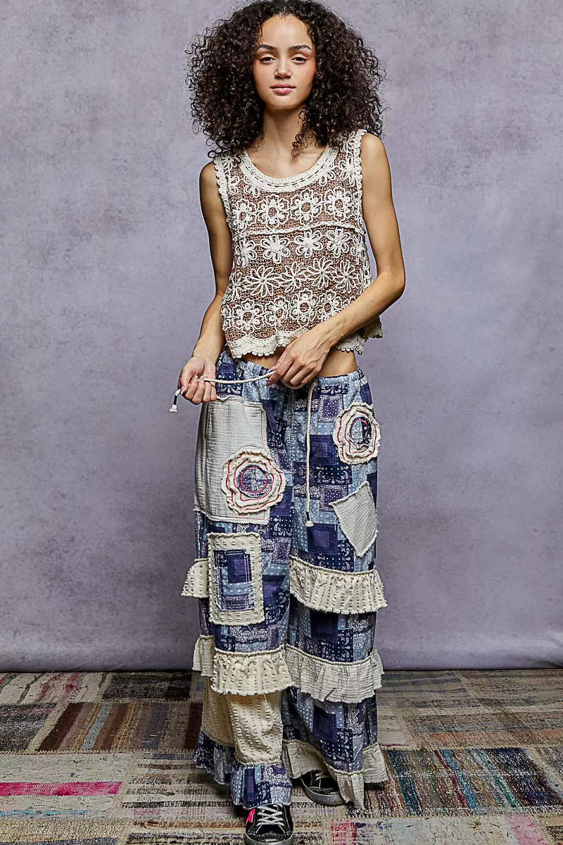 POL Floral Round Neck Cropped Crochet Sleeveless Top with Scalloped Edge