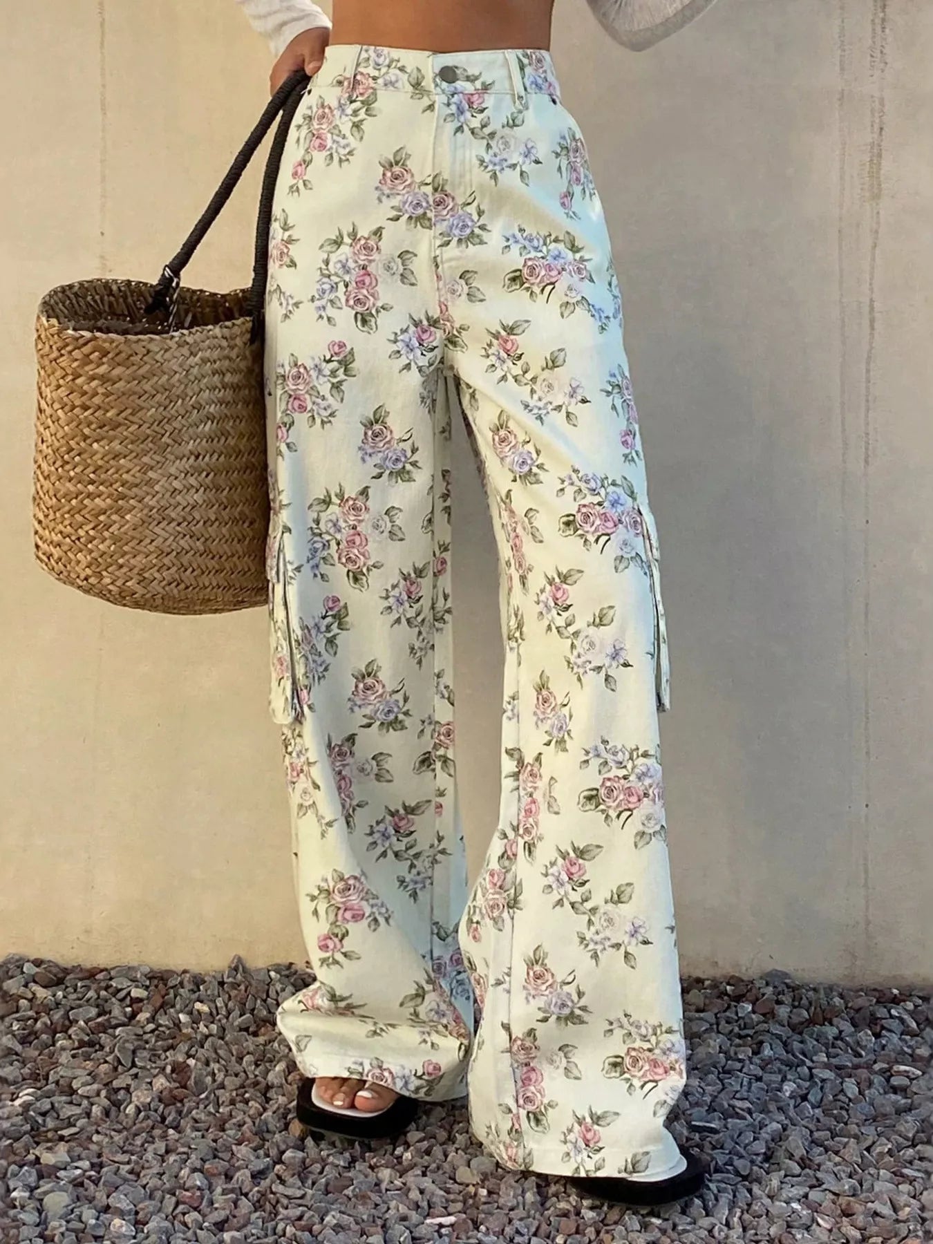 Floral Print Wide-Leg Jeans