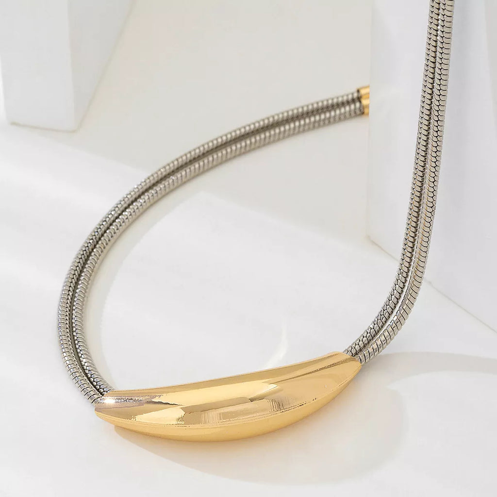 Two-Tone Alloy Curved Pendant Snake Chain Necklace