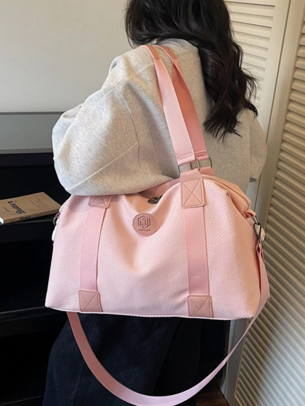 Lightweight Duffle Bag with Adjustable Strap