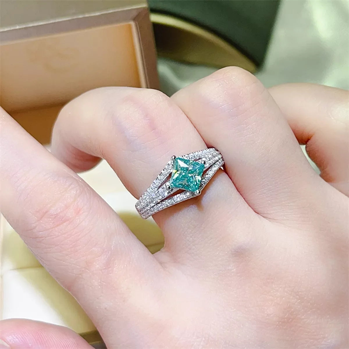 1 Carat Moissanite 925 Sterling Silver Ring