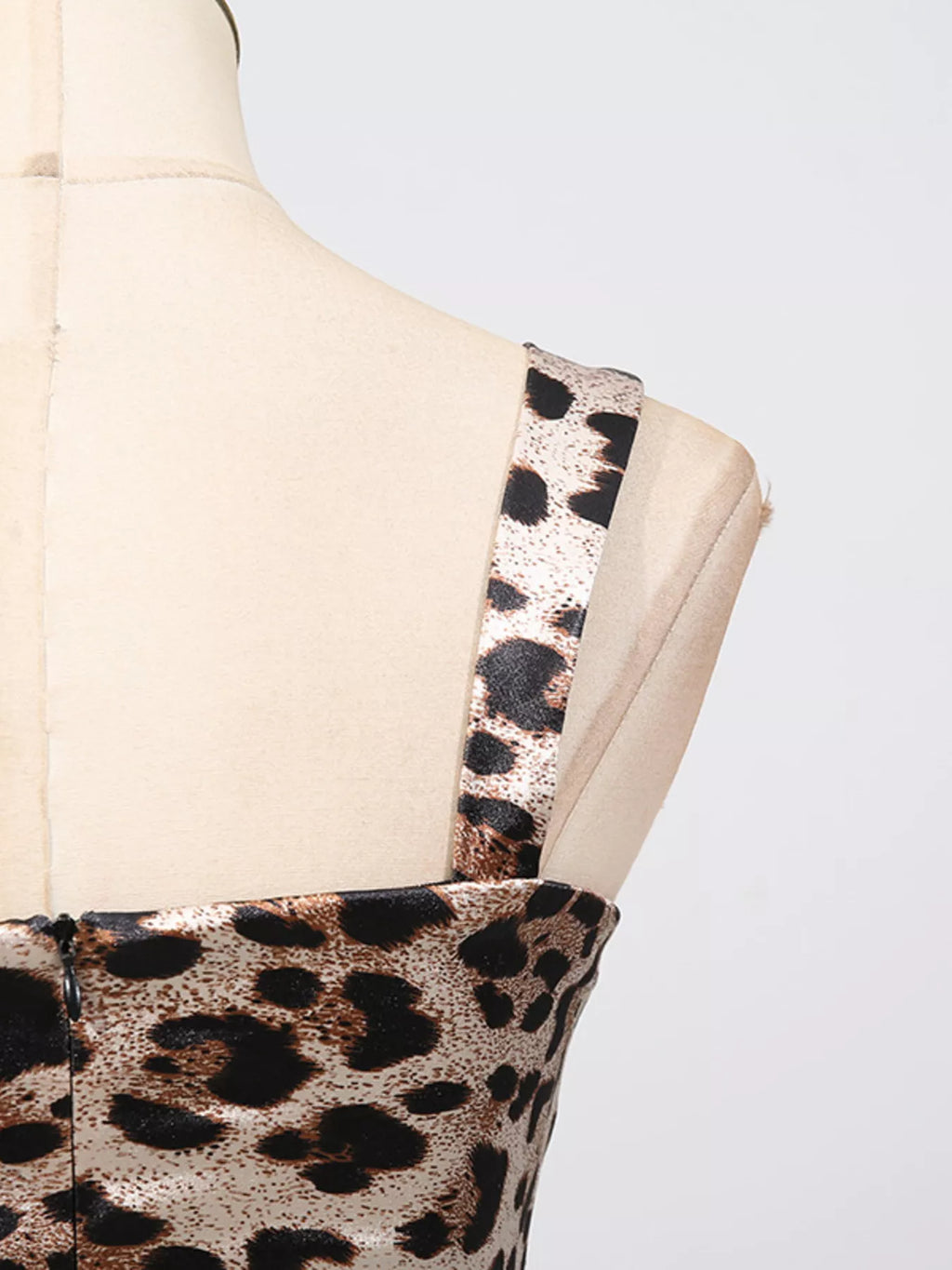 Leopard Print Bodycon Back Slit Midi Dress