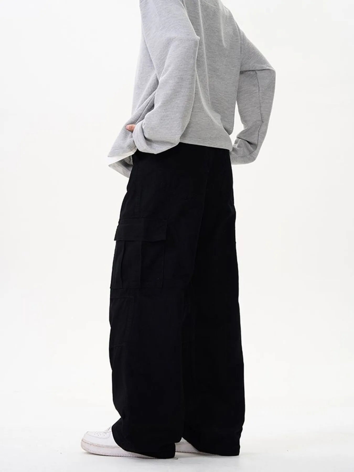 Men's Wide Leg Cargo Pants