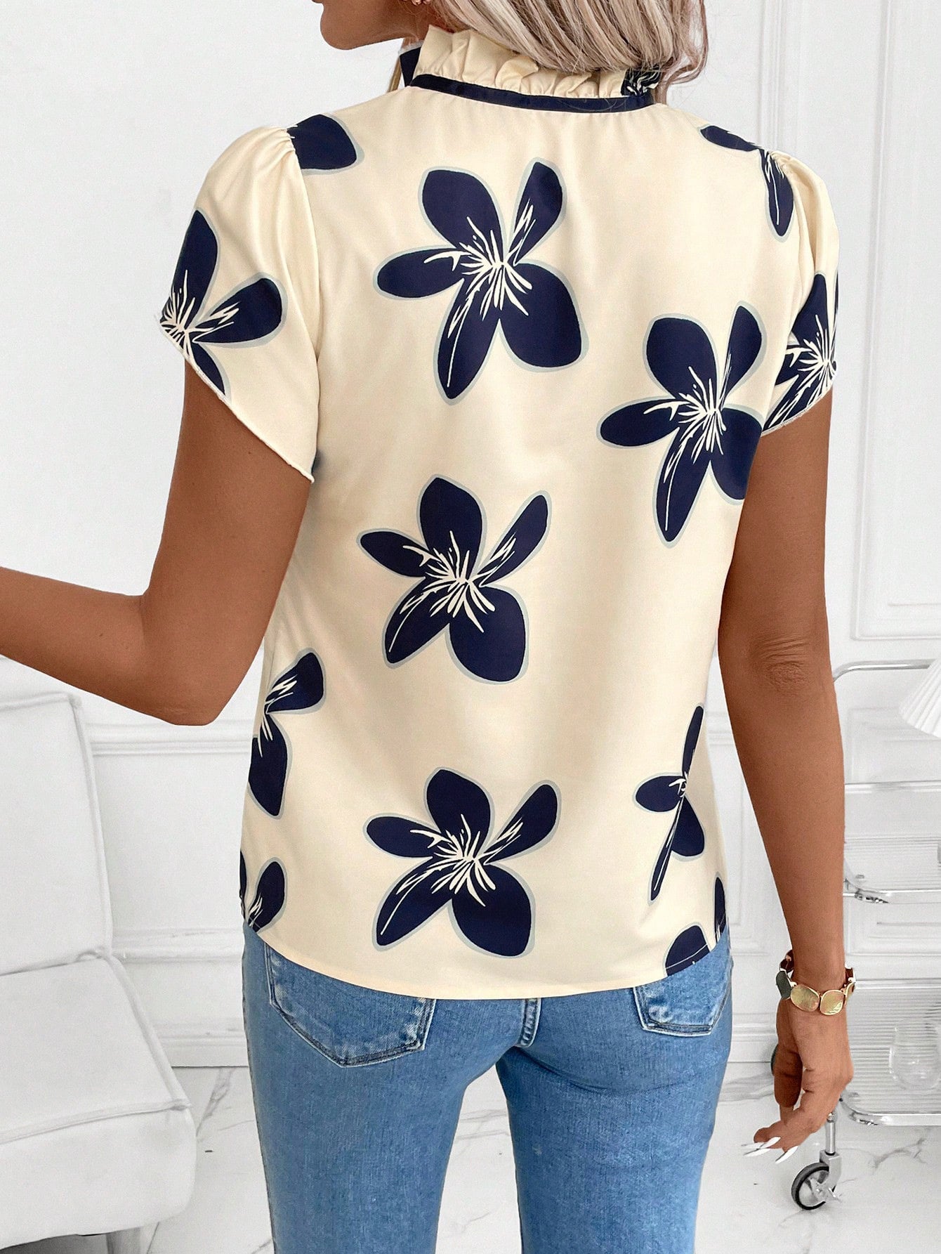 Tie Neck Short Sleeve Blouse