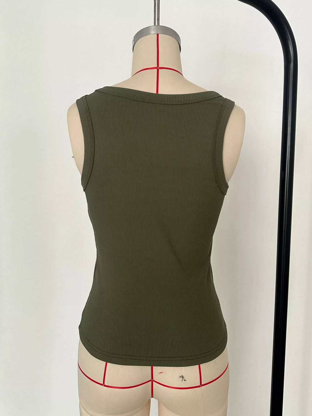 Ribbed Knit Slim Fit Tank