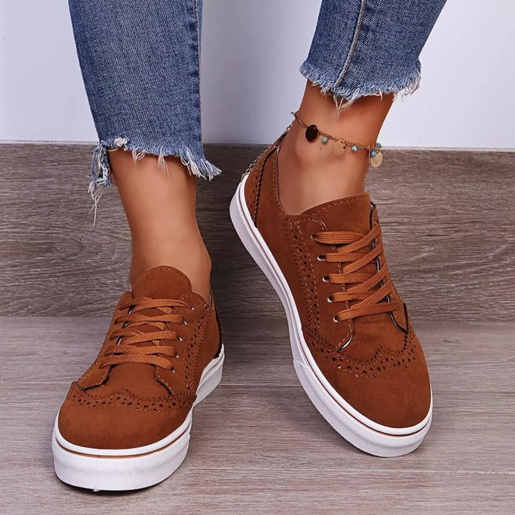 Lace Up Round Toe Sneakers