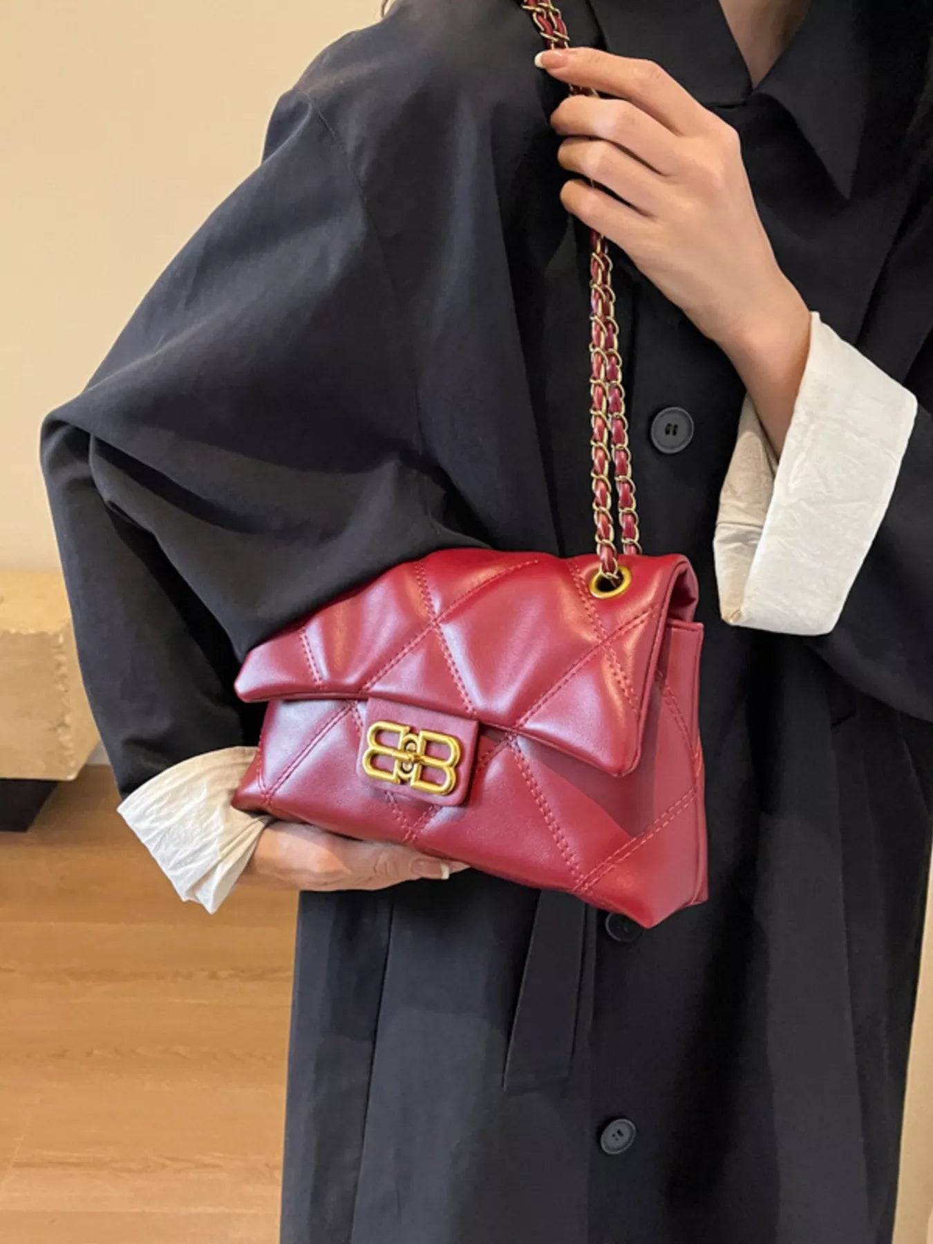 Quilted Flap Chain Crossbody Bag