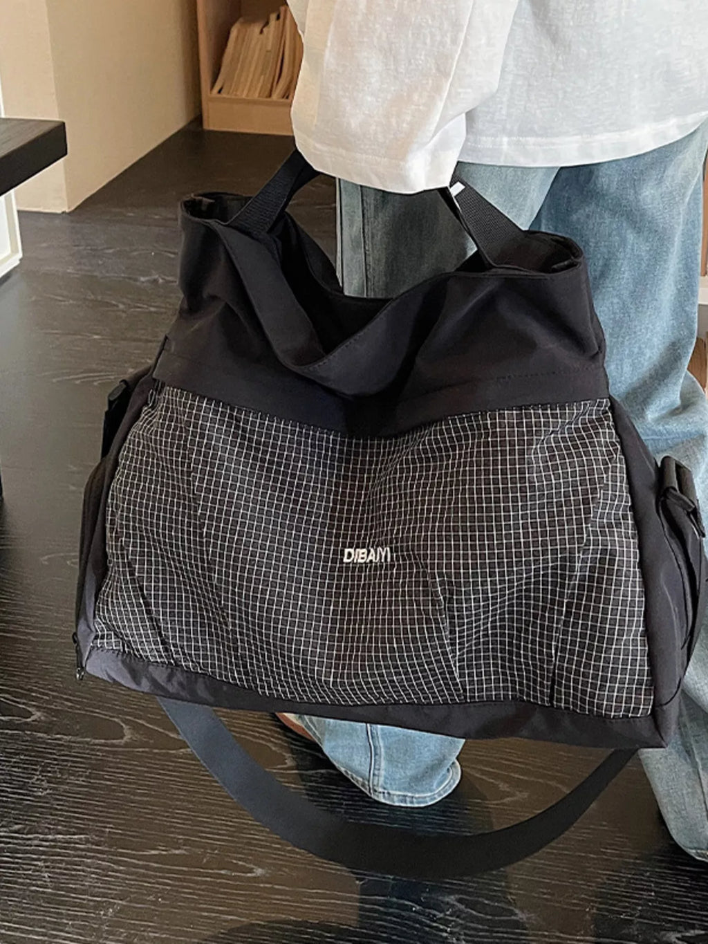 Plaid Lightweight Travel Bag