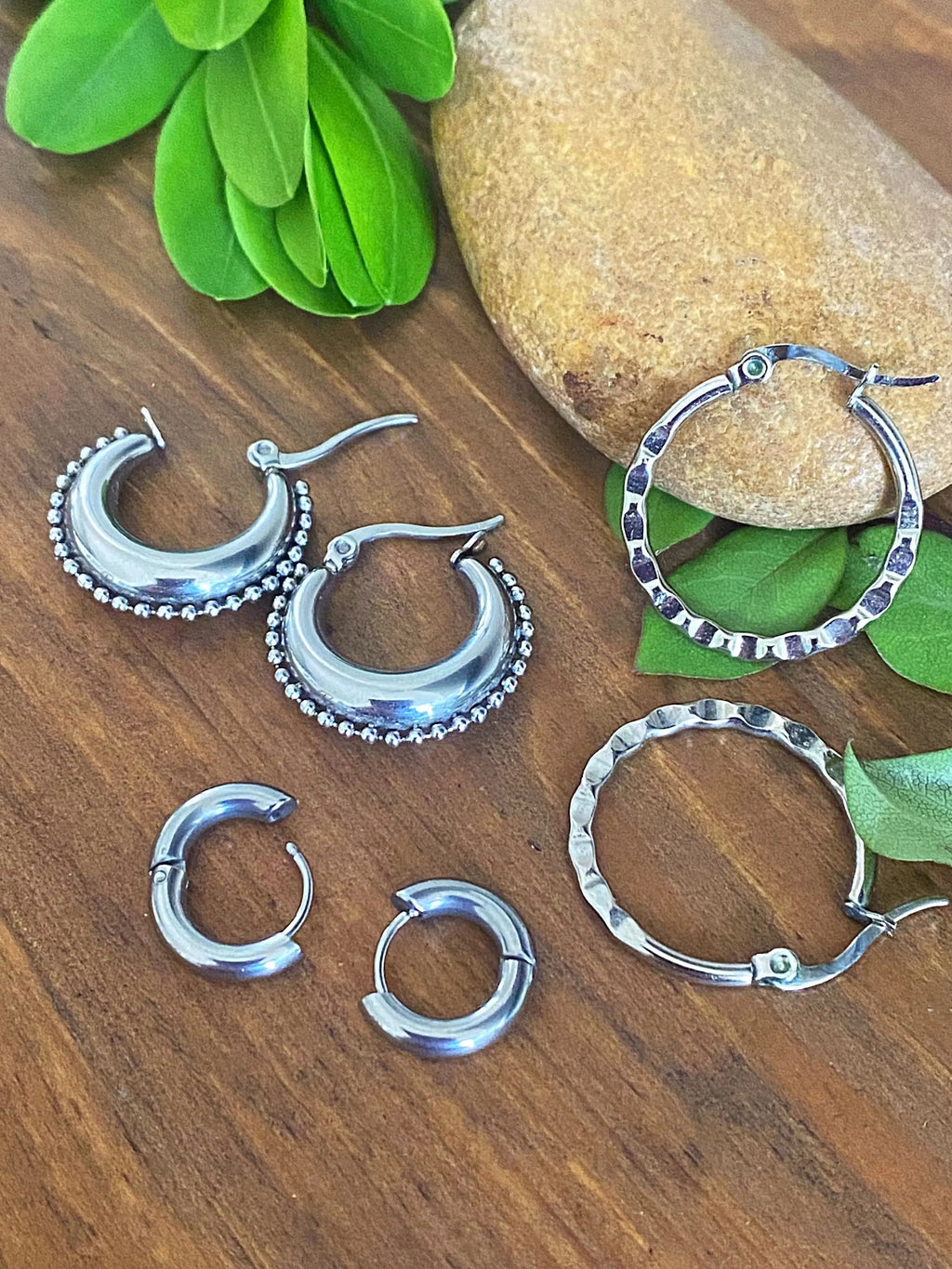 HAMMERED HOOPS