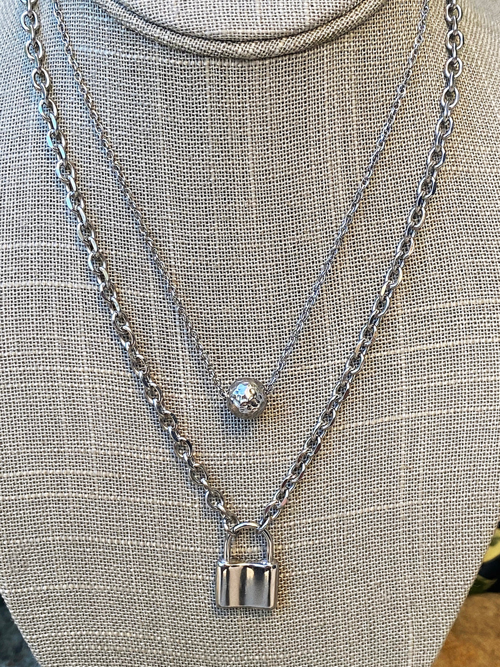 CAMDEN LOCK NECKLACE