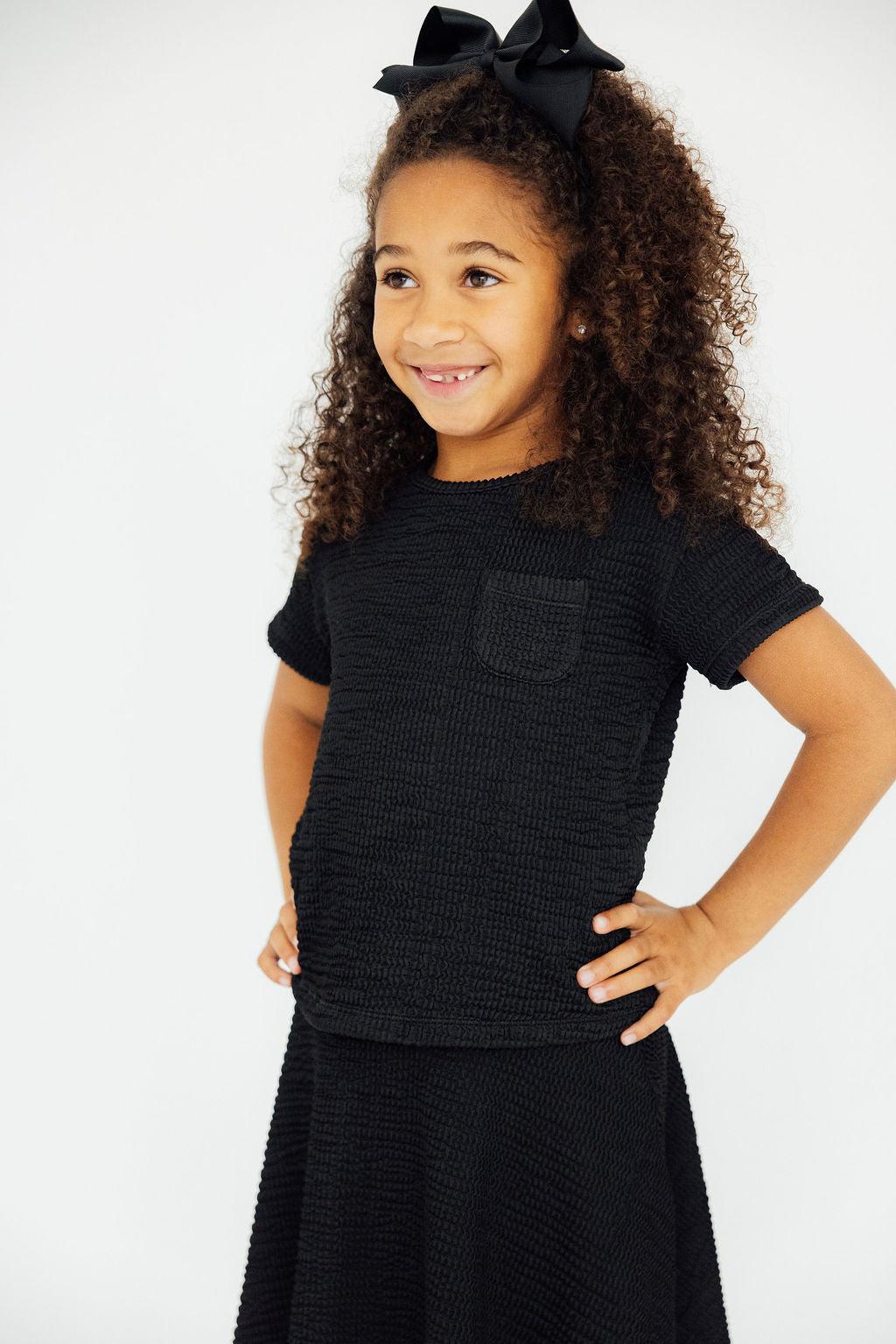 Black Scrunchy Pocket Tee