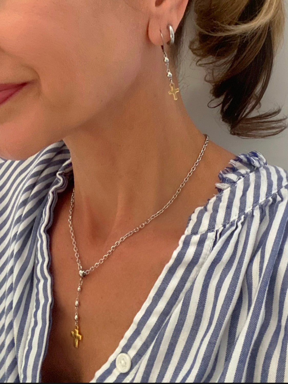 CROSS LARIAT CHOKER